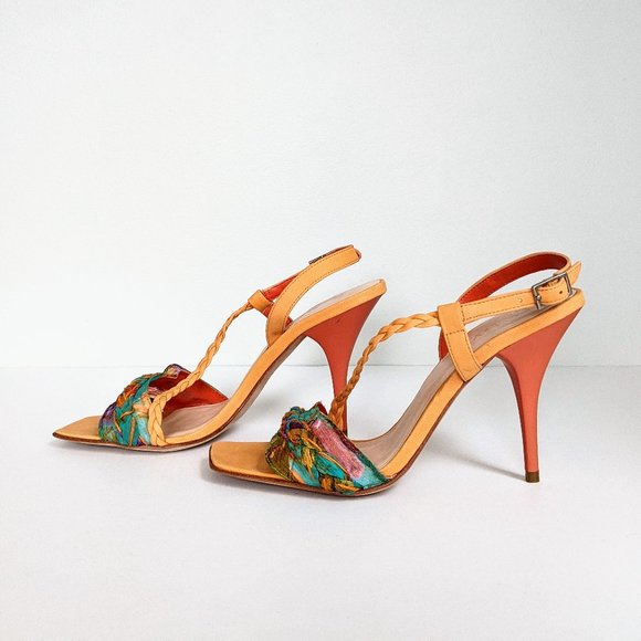 Hype Heeled Leather Sandals - Picture 2 of 15